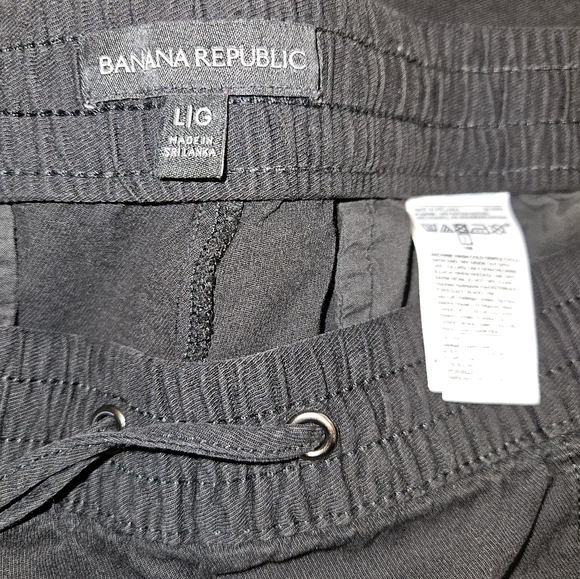 Banana Republic cropped Cargo Jogger - Picture 4 of 5